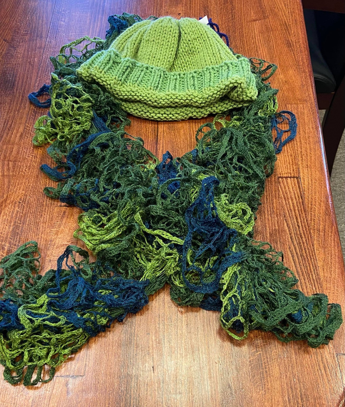 Hat, Scarf, Glove and Prayer Square Set
