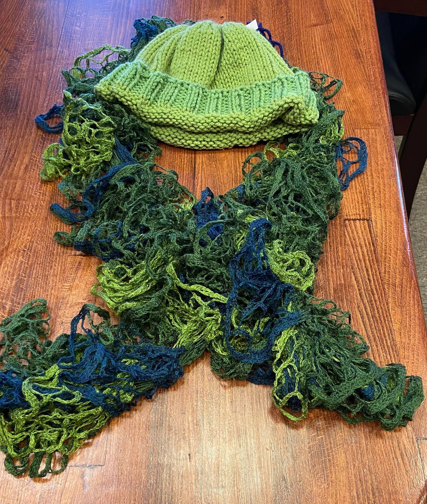 Hat and Scarf Set